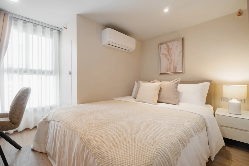 ให้เช่า Culture Chula ห้องตกแต่งสวยสไตล์โมเดิร์น เฟอร์นิเจอร์คุณภาพ เครื่องใช้ไฟฟ้าครบ วิวโล่งเห็นสวนลุม บรรยากาศเป็นส่วนตัว