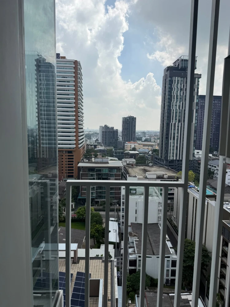 ให้เช่า CULTURE THONGLOR เหมาะสำหรับคนทำงานหรือชาวต่างชาติ ที่ต้องการคอนโดสไตล์โมเดิร์น ใช้ชีวิตสะดวกสบายในย่านทองหล่อ