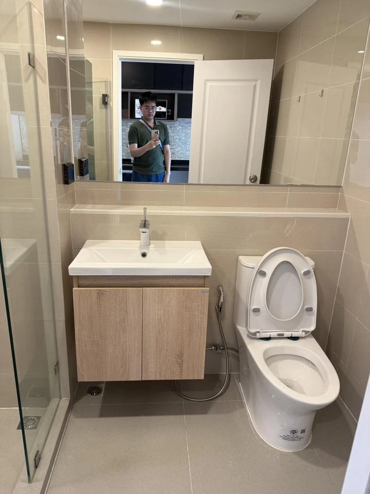 ให้เช่า Cybiq รัชดา 32 ติดวอลเปเปอร์ ลงผ้าม่าน 2 ชั้นเรียบร้อย พร้อมเครื่องใช้ไฟฟ้าครบครัน รีบจองเลย