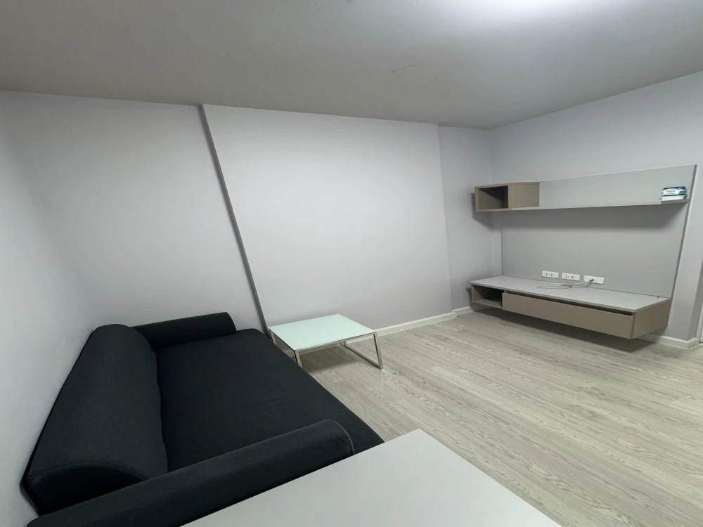 ให้เช่า D Condo รามคำแหง พร้อมเข้าอยู่ ชั้น 3 วิว สระว่ายน้ำ ห้องรับแดดยามเช้า มีเครื่องซักผ้าในตัว