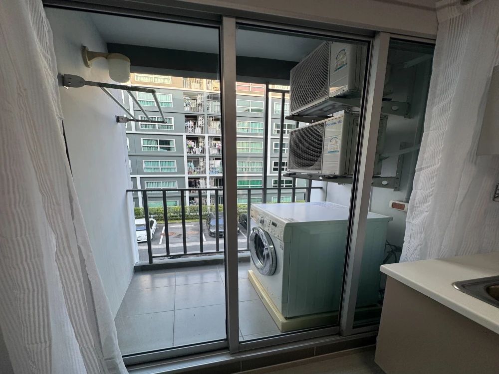 ให้เช่า D Condo รามคำแหง พร้อมเข้าอยู่ ชั้น 3 วิว สระว่ายน้ำ ห้องรับแดดยามเช้า มีเครื่องซักผ้าในตัว