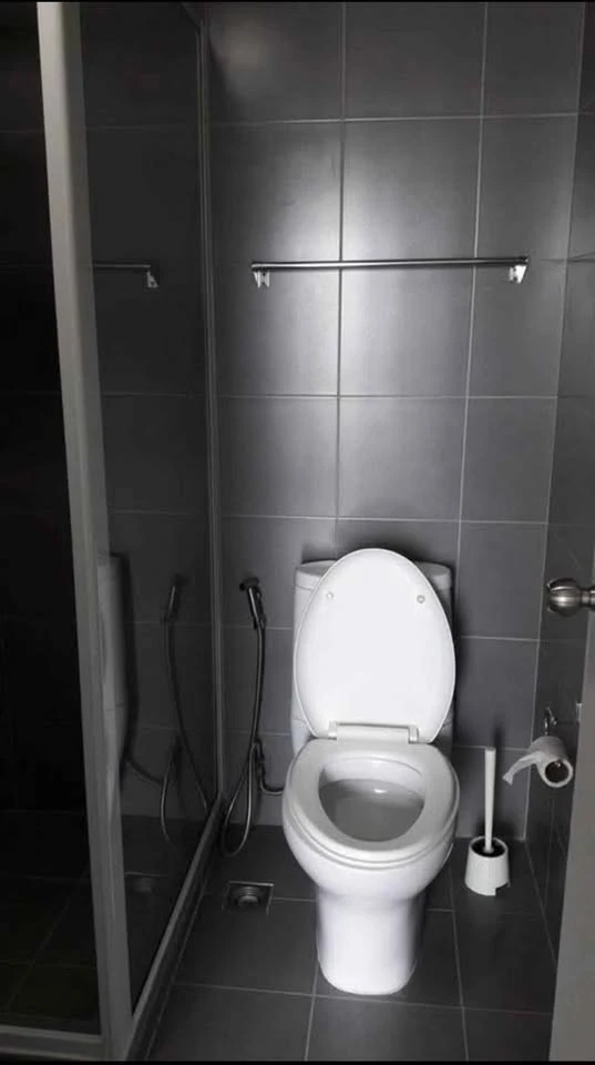 ให้เช่า D Condo รามคำแหง มีห้องนั่งเล่น ครัวแบบเปิด และระเบียง พร้อมสิ่งอำนวยความสะดวก ห้ามพลาด