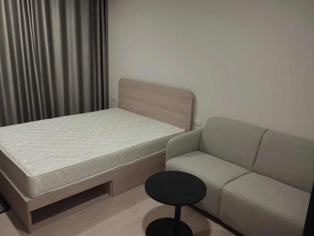 ให้เช่า d condo air Ladkrabang ห้องพร้อมอยู่ เฟอร์พร้อม ราคาสบายกระเป๋า จองเลย