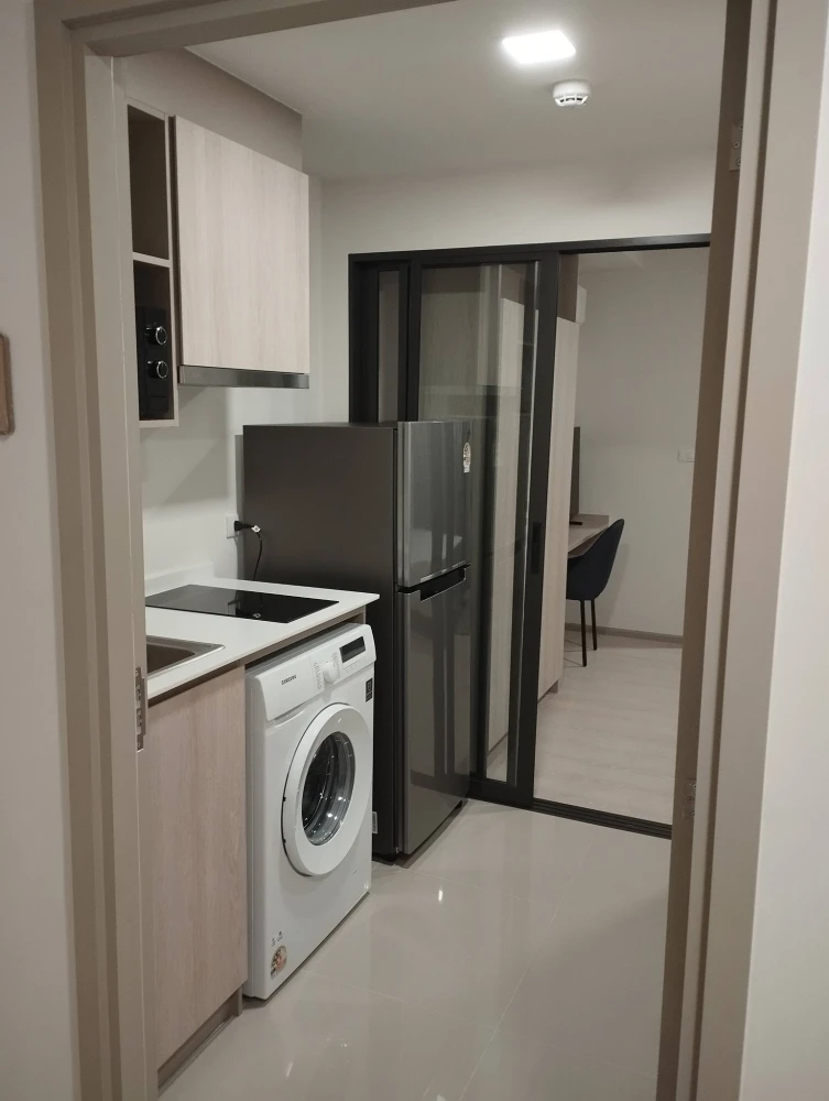 ให้เช่า d condo air Ladkrabang ห้องพร้อมอยู่ เฟอร์พร้อม ราคาสบายกระเป๋า จองเลย