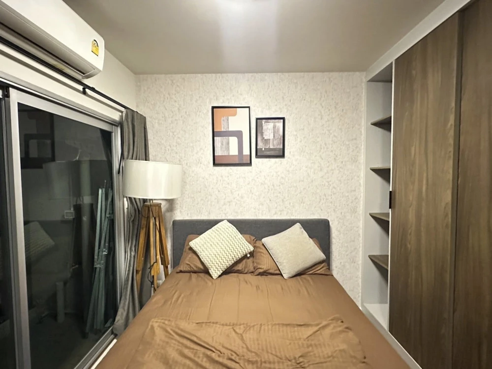 ให้เช่า D Condo Bliss Sriracha ห้องน่าอยู่ มาพร้อมเฟอร์นิเจอร์ครบครัน ติดวอลเปเปอร์ลายสวย จองเลย