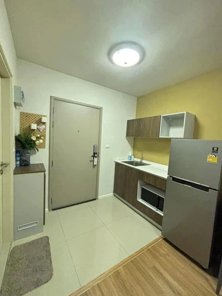 ให้เช่า D Condo Bliss Sriracha ห้องแต่งสวยครบครัน เฟอร์นิเจอร์บิวท์อินอย่างดี หิ้วกระเป๋าเข้าอยู่ได้เลยจ้า