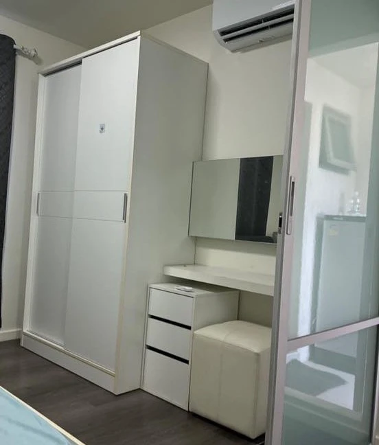 ให้เช่า D condo Campus Resort Bangsean ห้องชั้น 5 วิวสระ เฟอร์และเครื่องใช้ไฟฟ้าครบครัน จองด่วน