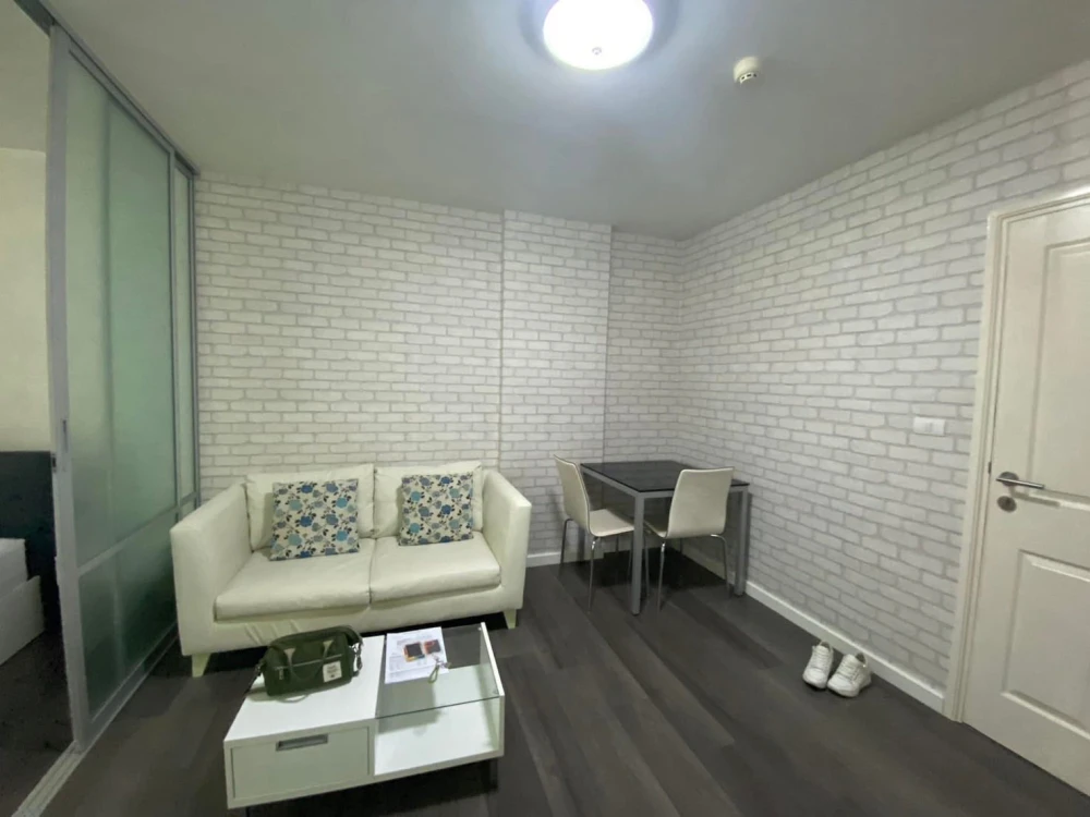 ให้เช่า D condo Campus Resort Bangsean 1 ห้องนอน 1 ห้องน้ำ ทำเลดี เดินทางสะดวก พลาดแล้วจะเสียใจ