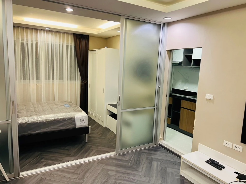 ให้เช่า D Condo Ramindra ชั้น 5 วิวสระ ห้องน่าอยู่ มาพร้อมการตกแต่งที่ครบครัน จองเลย ด่วนๆ