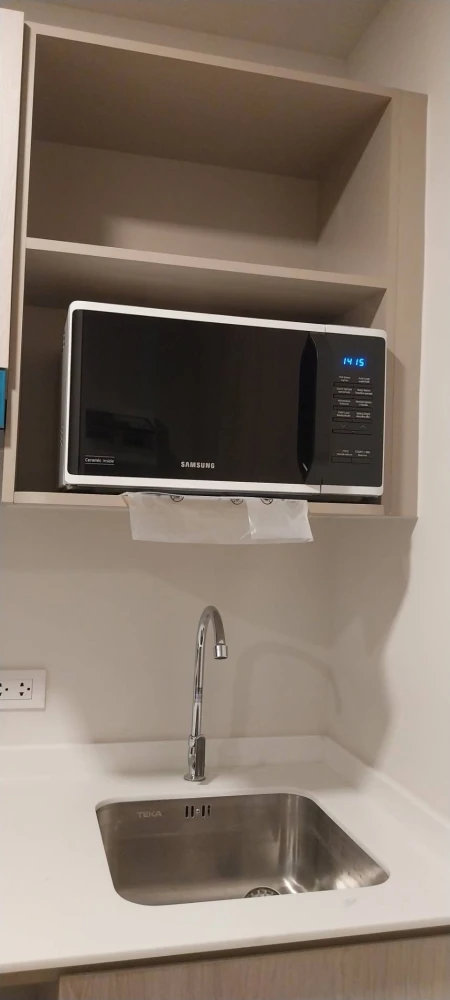 ให้เช่า D Condo Ramkhamhaeng 40 ห้องสตูดิโอ ชั้น 6  วิวโปร่ง ลมดี  เฟอร์นิเจอร์ครบ พร้อมเข้าอยู่