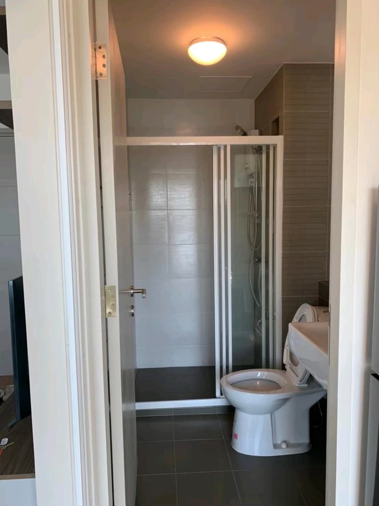 ให้เช่า d condo Tann Charan ชั้น 3 ห้องแต่งครบ พร้อมอยู่ จองเลย ห้ามพลาด