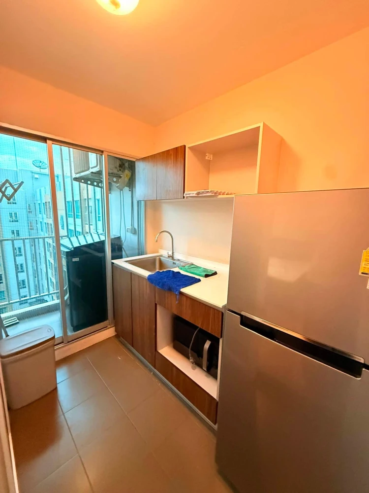 ให้เช่า d condo Tann Charan 1 ห้องนอน 1 ห้องน้ำ เฟอร์นิเจอร์ครบครัน ทำเลดี หิ้วกระเป๋าเข้าอยู่ได้เลยจ้า