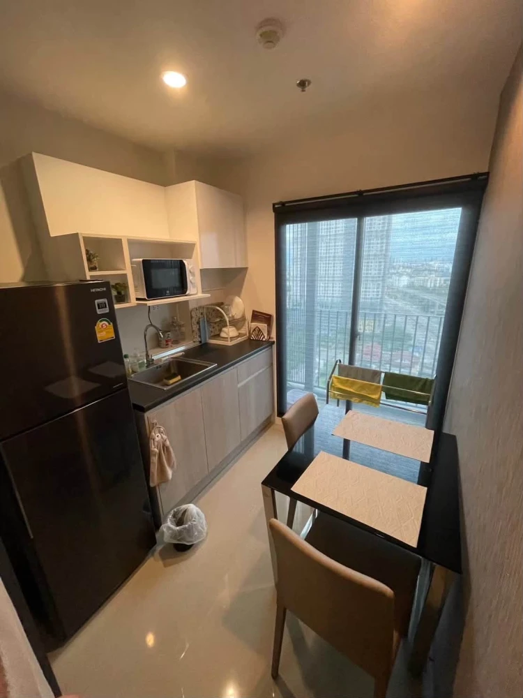 ให้เช่า Dcon Prime Rattanathibet ห้องน่าอยู่ ติดวอลเปเปอร์และบิ้วอินเฟอร์นิเจอร์อย่างดี ห้ามพลาด