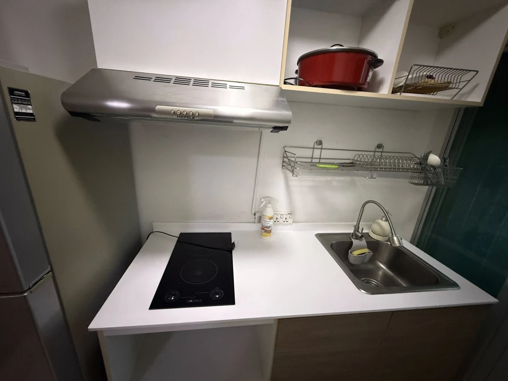 ให้เช่า Dcondo Campus Resort Bangna 1 ห้องนอน 1 ห้องน้ำ เฟอร์นิเจอร์บิ้วอินอย่างดี ทำเลดีสุดปัง จองเลยตอนนี้จ้า