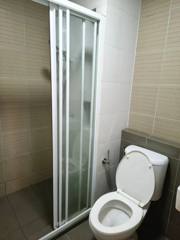 ให้เช่า dcondo Hideaway Rangsit ชั้น 1 ห้องน่าอยู่ แต่งครบ จองเลย ห้ามพลาด