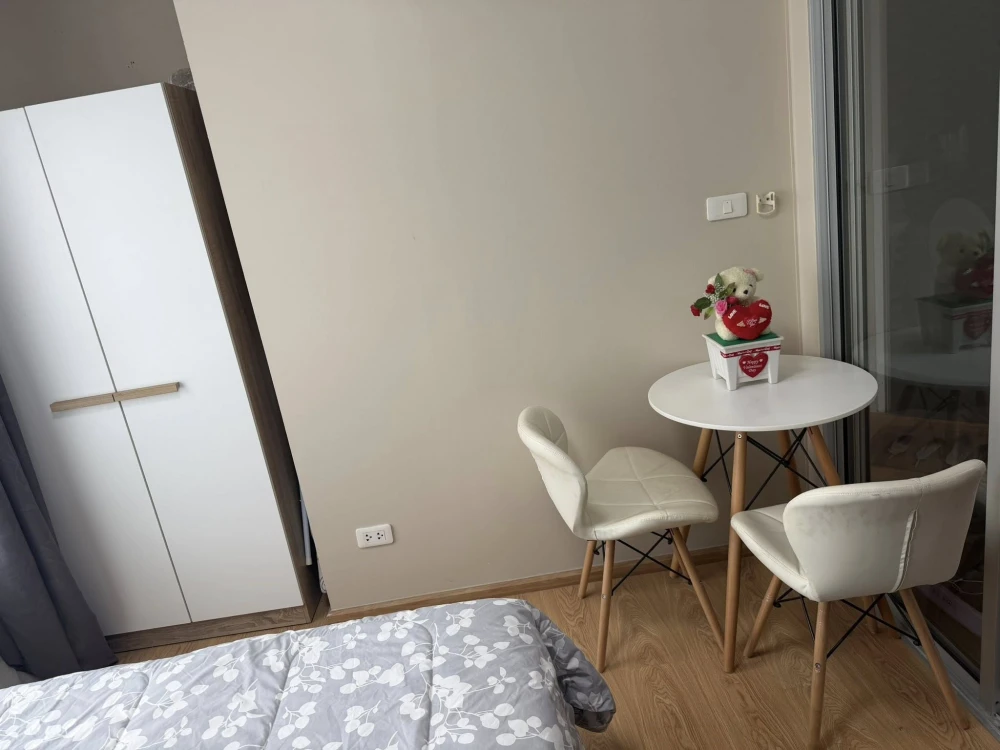 ให้เช่า DCondo Rattanathibet ห้องพร้อมอยู่ เฟอน์พร้อม ราคาดีสายกระเป๋า จองเลย