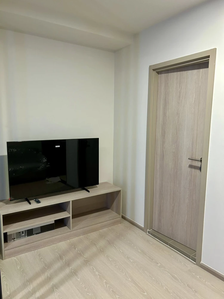 ให้เช่า dcondo shine rangsit ห้องน่าอยู่ เฟอร์ เครื่องใช้ไฟฟ้าครบ รีบมาจับจองเลย อย่าพลาดเด็ดขาด