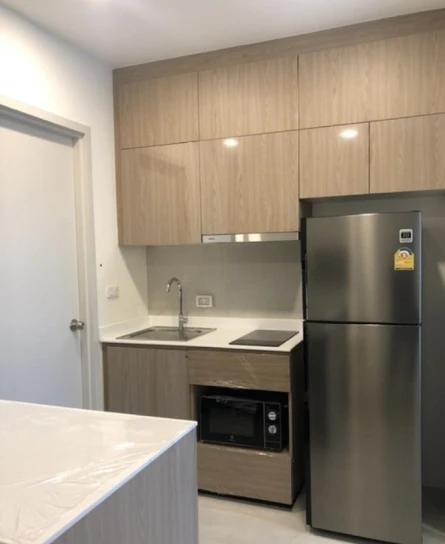 ให้เช่า De Lapis Charan 81 ชั้น 9 มาพร้อมการตกแต่งที่ครบครัน จองเลย ด่วนๆ