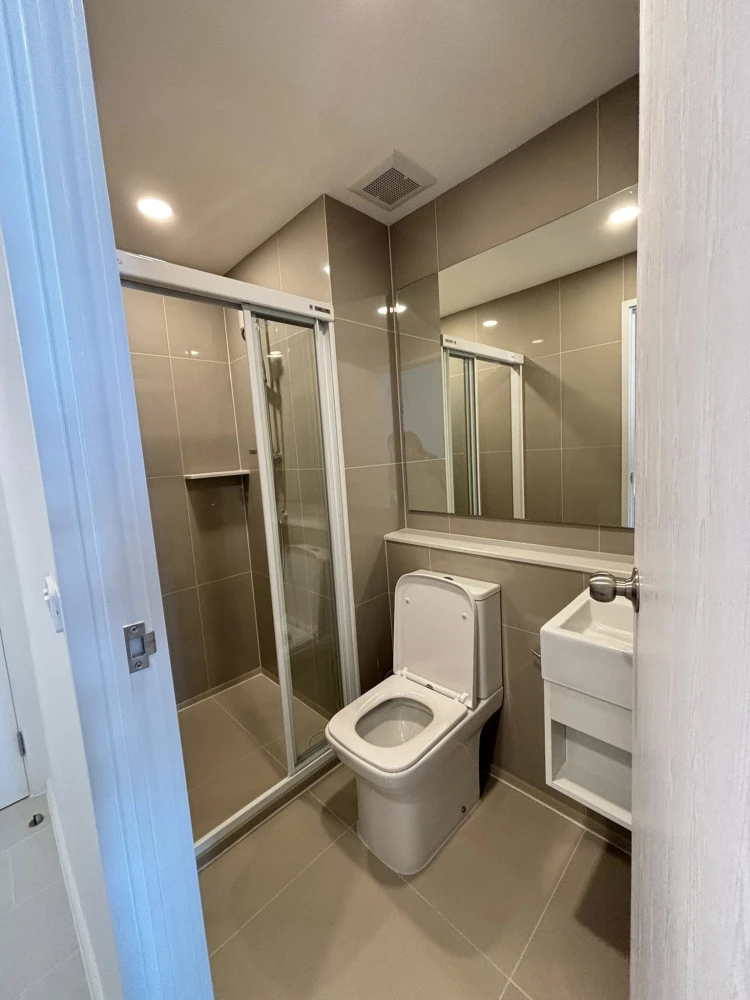 ให้เช่า Denim Jatujak ชั้น 18 วิวสวย สิ่งอำนวยความสะดวกภายในห้องจัดเต็ม จองก่อนได้ก่อน