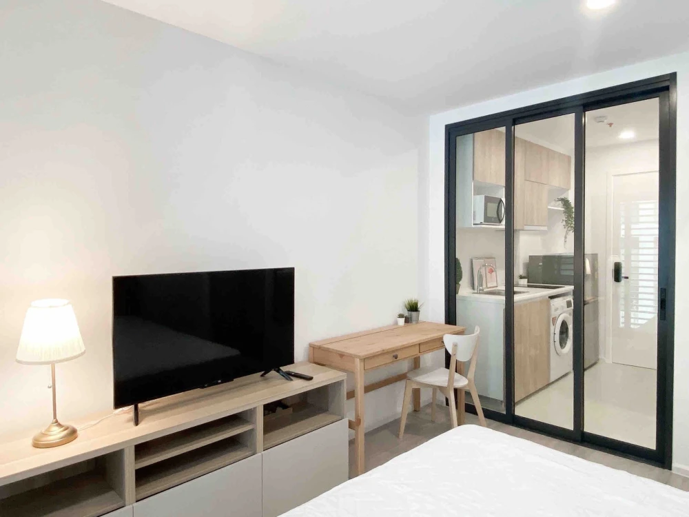 ให้เช่า DENIM JATUJAK ห้องน่าอยู่ ตกแต่งคุมโทน มาพร้อมเฟอร์และเครื่องใช้ไฟฟ้าครบครัน ห้ามพลาด