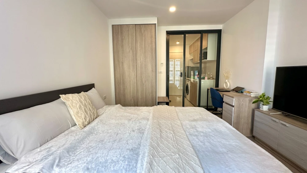 ให้เช่า Denim Jatujak ห้องสตูดิโอ ตกแต่งครบครัน ทำเลดี พลาดแล้วจะเสียใจ