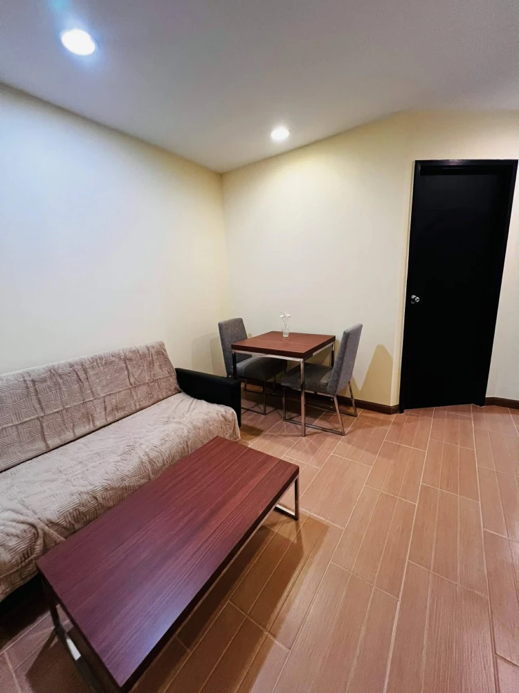 ให้เช่า Diamond Sukhumvit 1 ห้องนอน 1 ห้องน้ำ เฟอร์นิเจอร์ครบครัน หิ้วกระเป๋าเข้าอยู่ได้เลยจ้า