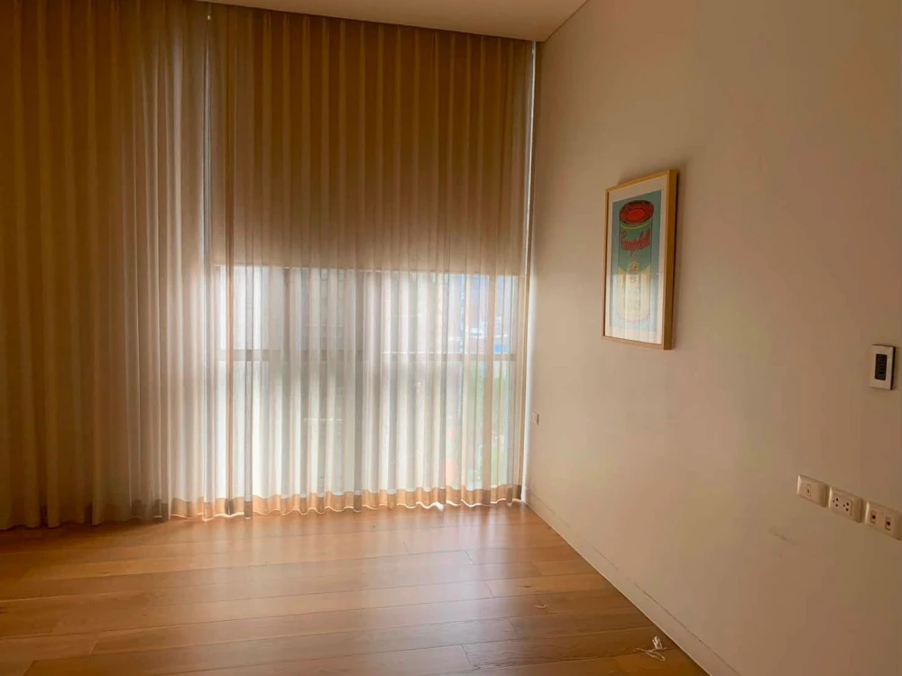 ให้เช่า DOMUS Condominium ที่ออกแบบมาเพื่อตอบสนองความต้องการของลูกค้าผู้มีรสนิยม  การใช้ชีวิตอย่างสมดุลเกิดขึ้นได้จากพื้นที่ใช้สอยแบบเปิดโล่ง