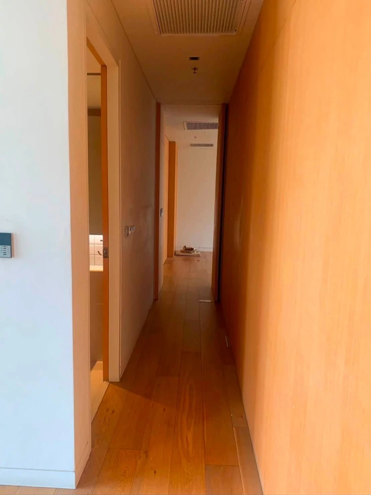ให้เช่า DOMUS Condominium ที่ออกแบบมาเพื่อตอบสนองความต้องการของลูกค้าผู้มีรสนิยม  การใช้ชีวิตอย่างสมดุลเกิดขึ้นได้จากพื้นที่ใช้สอยแบบเปิดโล่ง