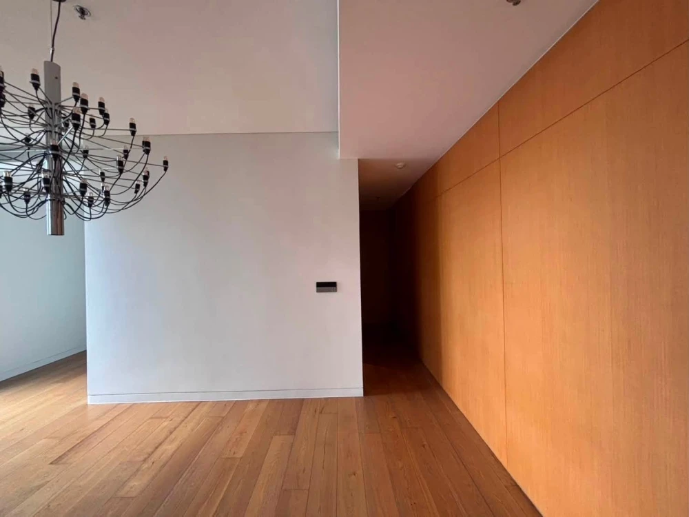 ให้เช่า DOMUS Condominium ที่ออกแบบมาเพื่อตอบสนองความต้องการของลูกค้าผู้มีรสนิยม  การใช้ชีวิตอย่างสมดุลเกิดขึ้นได้จากพื้นที่ใช้สอยแบบเปิดโล่ง