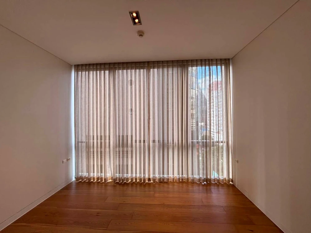 ให้เช่า DOMUS Condominium ที่ออกแบบมาเพื่อตอบสนองความต้องการของลูกค้าผู้มีรสนิยม  การใช้ชีวิตอย่างสมดุลเกิดขึ้นได้จากพื้นที่ใช้สอยแบบเปิดโล่ง