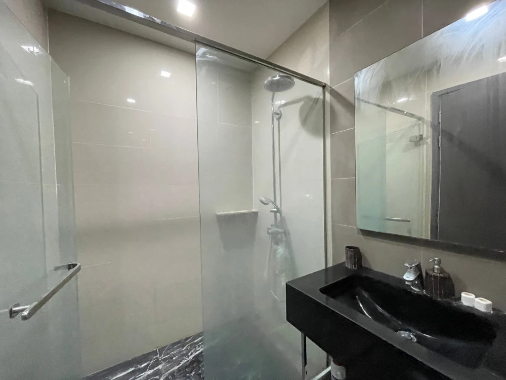 ให้เช่า Edge By Sansiri (Sukhumvit 23) ชั้น 11 ห้องแต่งครบ น่าอยู่ สนใจจองเลย