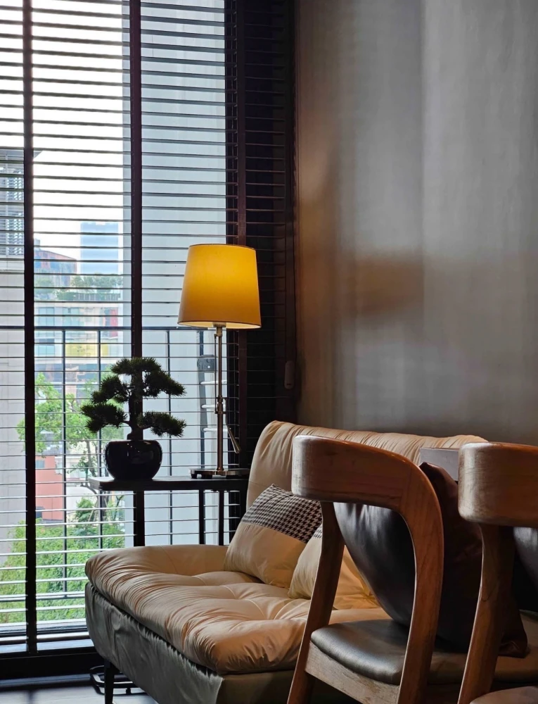ให้เช่า Edge By Sansiri (Sukhumvit 23) ชั้น 6 วิวสวน แต่งครบ สนใจจองเลย