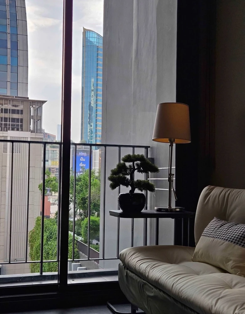 ให้เช่า Edge By Sansiri (Sukhumvit 23) ชั้น 6 วิวสวน แต่งครบ สนใจจองเลย