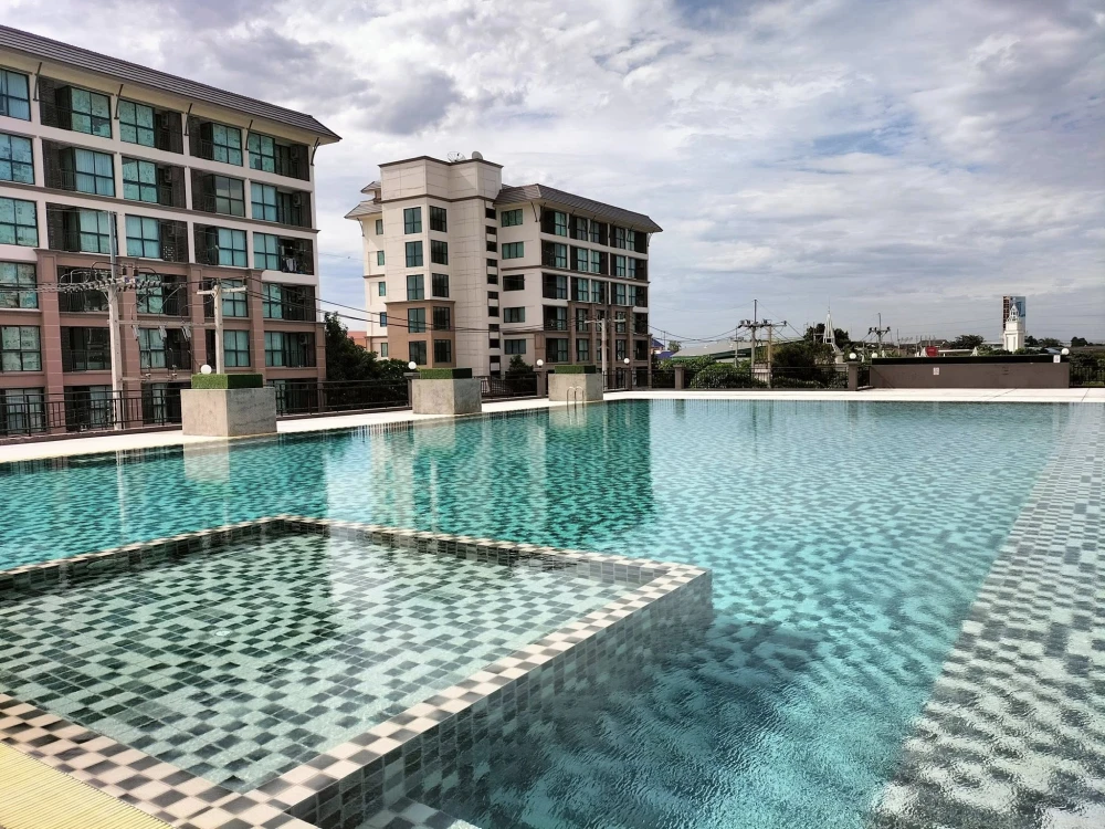 ให้เช่า  Ekceed condo ห้องพร้อมอยู่ เฟอร์พร้อม รีบจองเลย ด่วนๆ