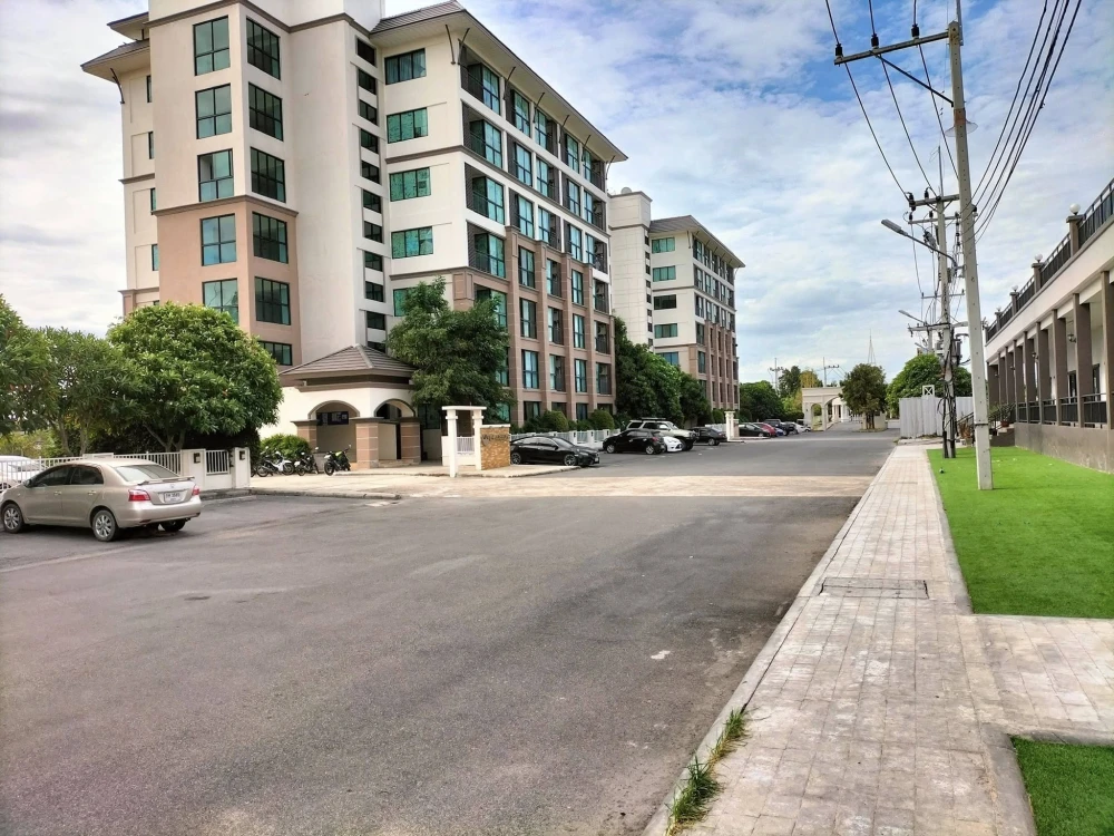 ให้เช่า  Ekceed condo ห้องพร้อมอยู่ เฟอร์พร้อม รีบจองเลย ด่วนๆ