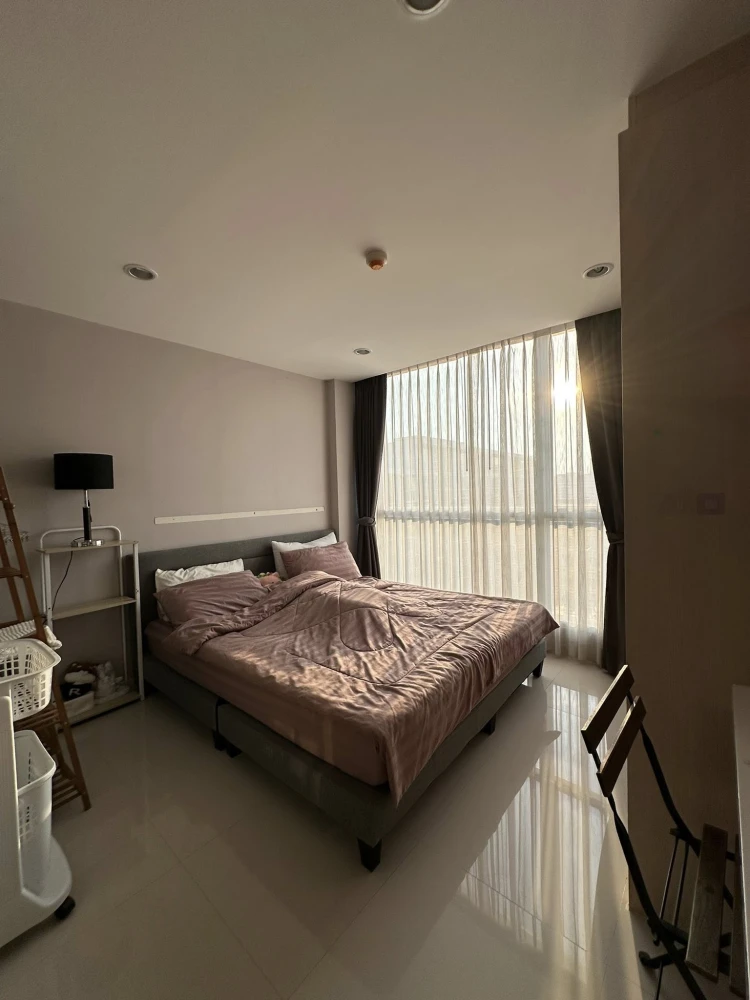 For rent: Elements Srinakarin, 1 bedroom, 1 bathroom. Great location. Fully furnished with complete amenities. Don't miss out!