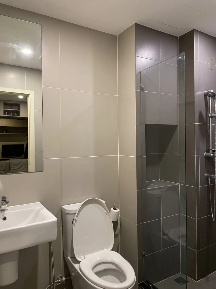 ให้เช่า Elio สาทร-วุฒากาศ ห้องน่าอยู่ เฟอร์ เครื่องใช้ไฟฟ้าครบครัน มาพร้อมราคาสุดพิเศษ มาจองด่วนๆ