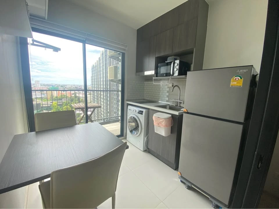 ให้เช่า  Elio del nest ห้องกว้างอยู่สบาย เฟอร์พร้อม + เครื่องใช้ไฟฟ้าพร้อม จองเลย