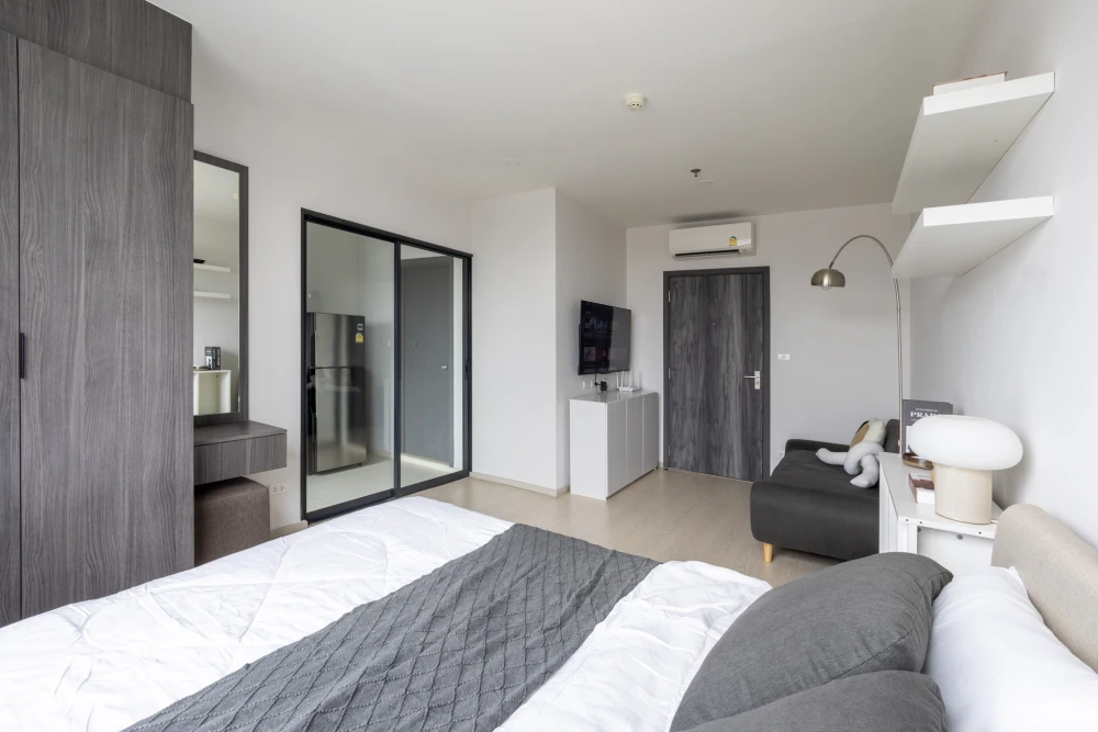 ให้เช่า Elio del nest ห้องมุมคนไม่พลุกพล่าน ทำเลดี มองเห็นวิวเมืองสวย ไม่บล็อค รีบจองเลยตอนนี้