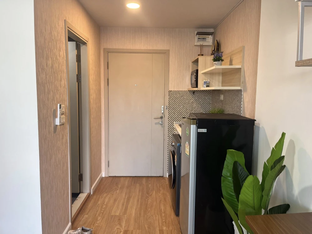 ให้เช่า Elio DelRay ตึก F ชั้น 8 วิวสระ เฟอร์นิเจอร์ + เครื่องใช้ไฟฟ้า แน่นๆ ย้ายเลย อย่ารีรอ