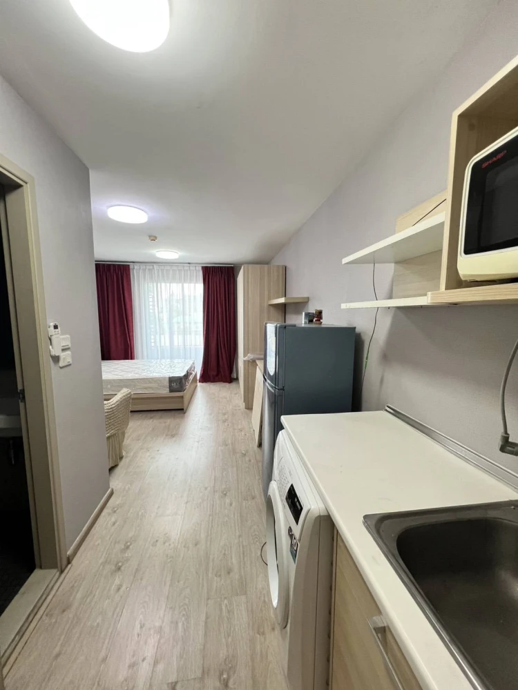 ให้เช่า ELIO Delray ห้องชั้น 6 ติดวอลเปเปอร์อย่างดี มาพร้อมสิ่งอำนวยความสะดวกครบครัน จองเลย