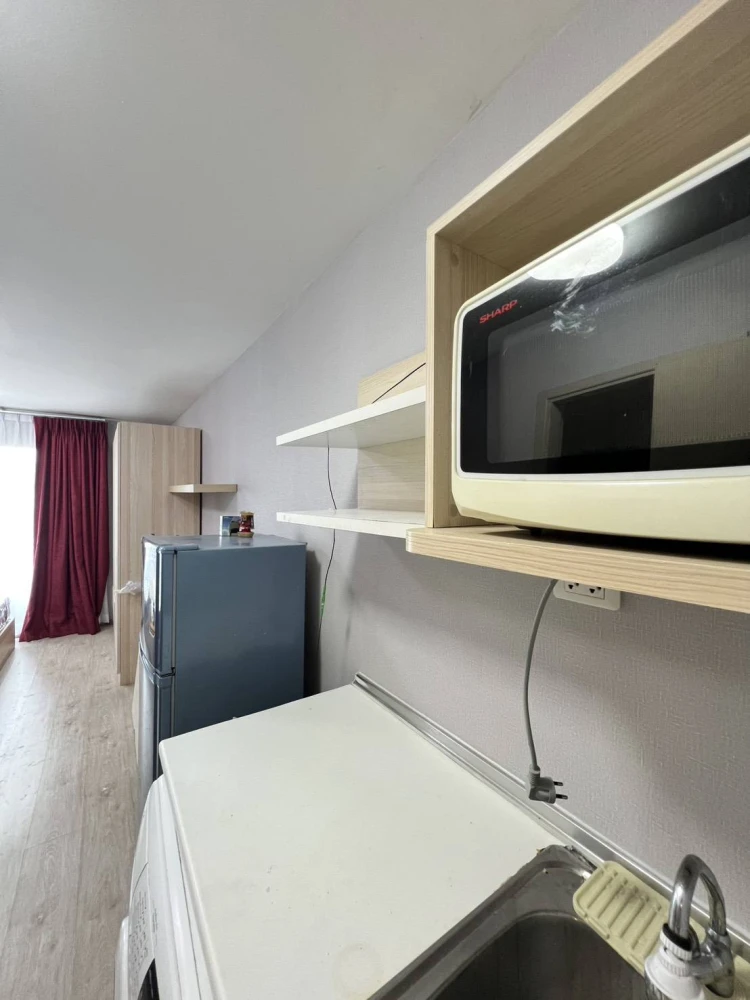 ให้เช่า ELIO Delray ห้องชั้น 6 ติดวอลเปเปอร์อย่างดี มาพร้อมสิ่งอำนวยความสะดวกครบครัน จองเลย