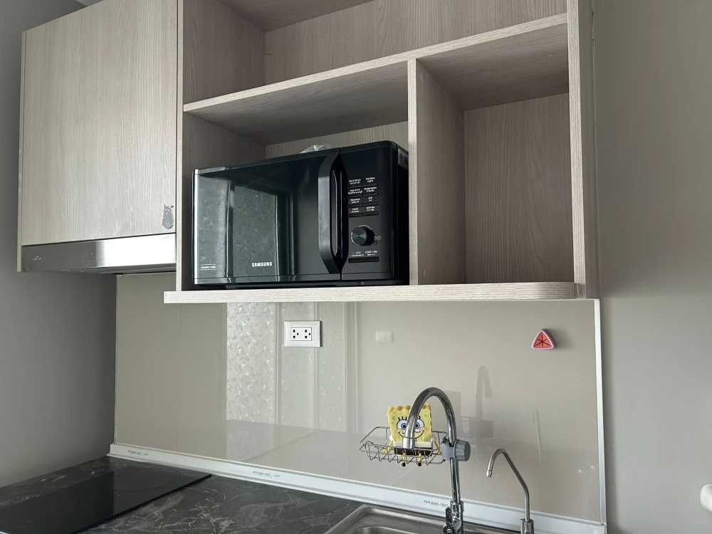 ให้เช่า  Elio Sathorn-Wutthakat ห้องชั้นสูง ลมดี วิวเมือง ห้องกว้างขวาง จองเลย