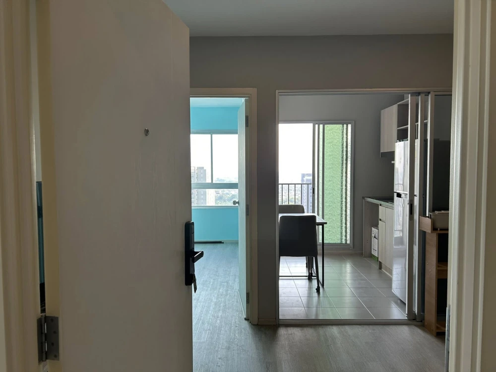 ให้เช่า  Elio Sathorn-Wutthakat ห้องชั้นสูง ลมดี วิวเมือง ห้องกว้างขวาง จองเลย