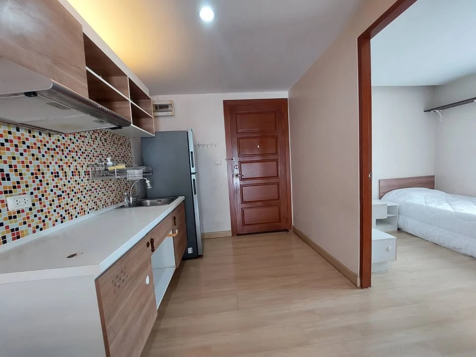 ให้เช่า Emerald Residence Ratchada ห้องกว้างขวาง มาพร้อมพื้นที่ใช้สอยเยอะ จองเลย อย่ารีรอ