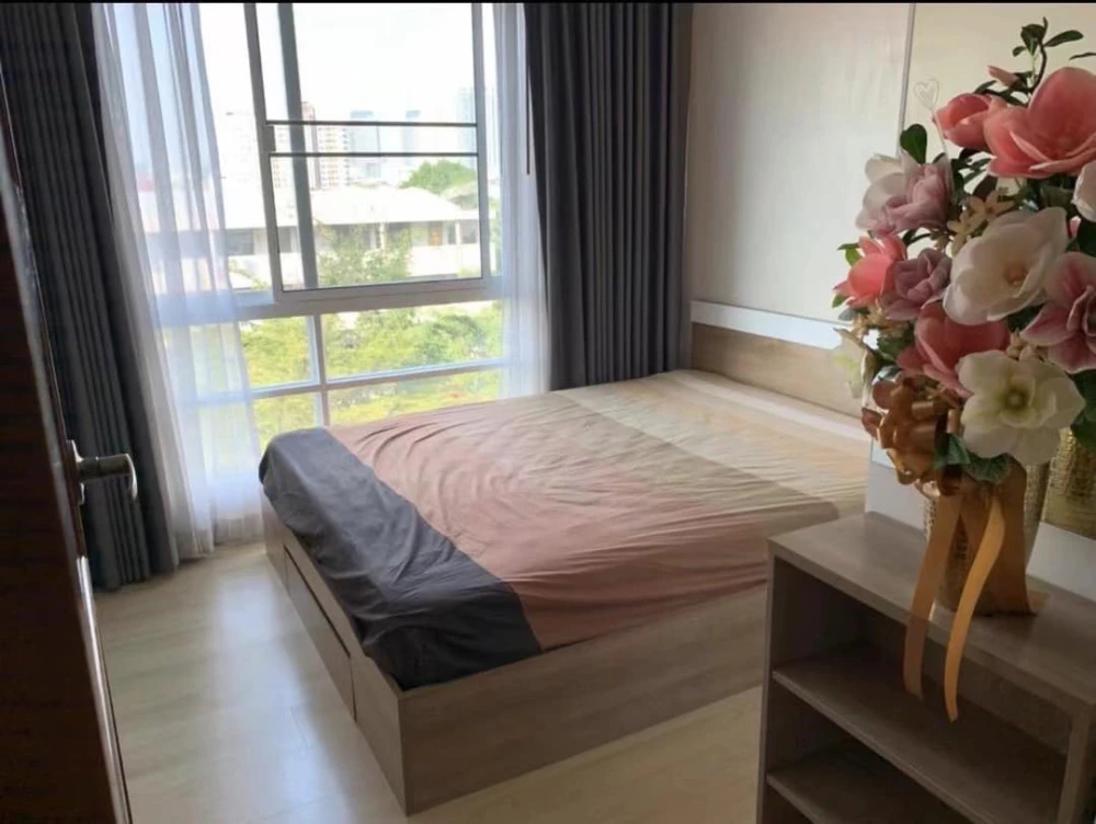 ให้เช่า Emerald Residence Ratchada 1 ห้องนอน 1 ห้องน้ำ ชั้น 6 เฟอร์นิเจอร์ครบครัน หิ้วกระเป๋าเข้าอยู่ได้เลยจ้า