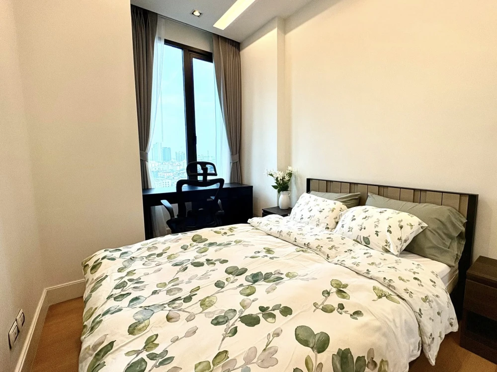 For rent: Equinox - Phahol Vipha. Nice room on the 16th floor with great views. Fully furnished. Book now!
