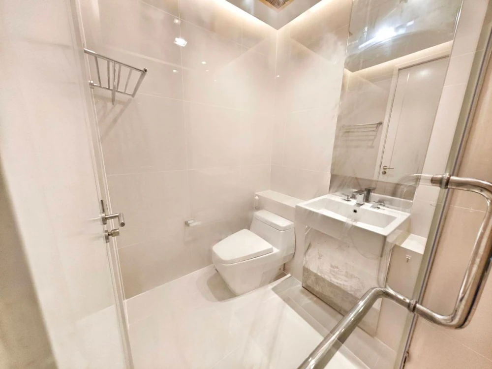 ให้เช่า Equinox Phahol-Vibha ชั้น 34 มาพร้อมการตกแต่งที่ครบครัน สนใจจองเลย