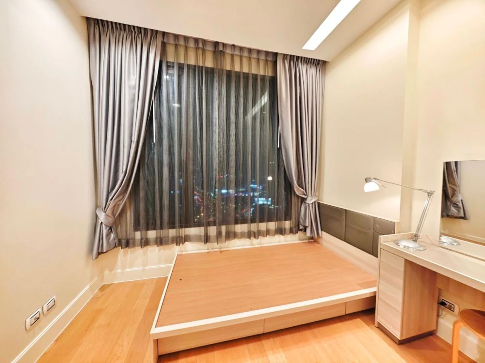 ให้เช่า Equinox Phahol-Vibha ชั้น 34 มาพร้อมการตกแต่งที่ครบครัน สนใจจองเลย