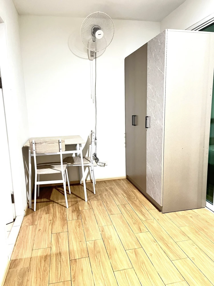 ให้เช่า Feel condo รัชดา36 ห้องพร้อมอยู่ สิ่งอำนวยความสะดวกครบ ราคาอย่างโดน มาจองเลย อย่าพลาด
